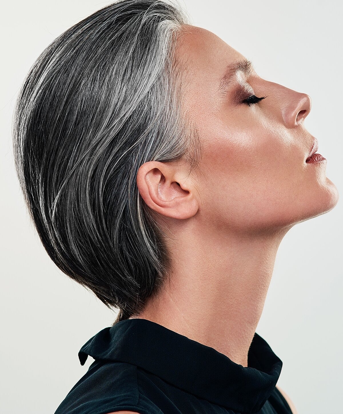 Denver Chemical Peels model with elegant gray hair.